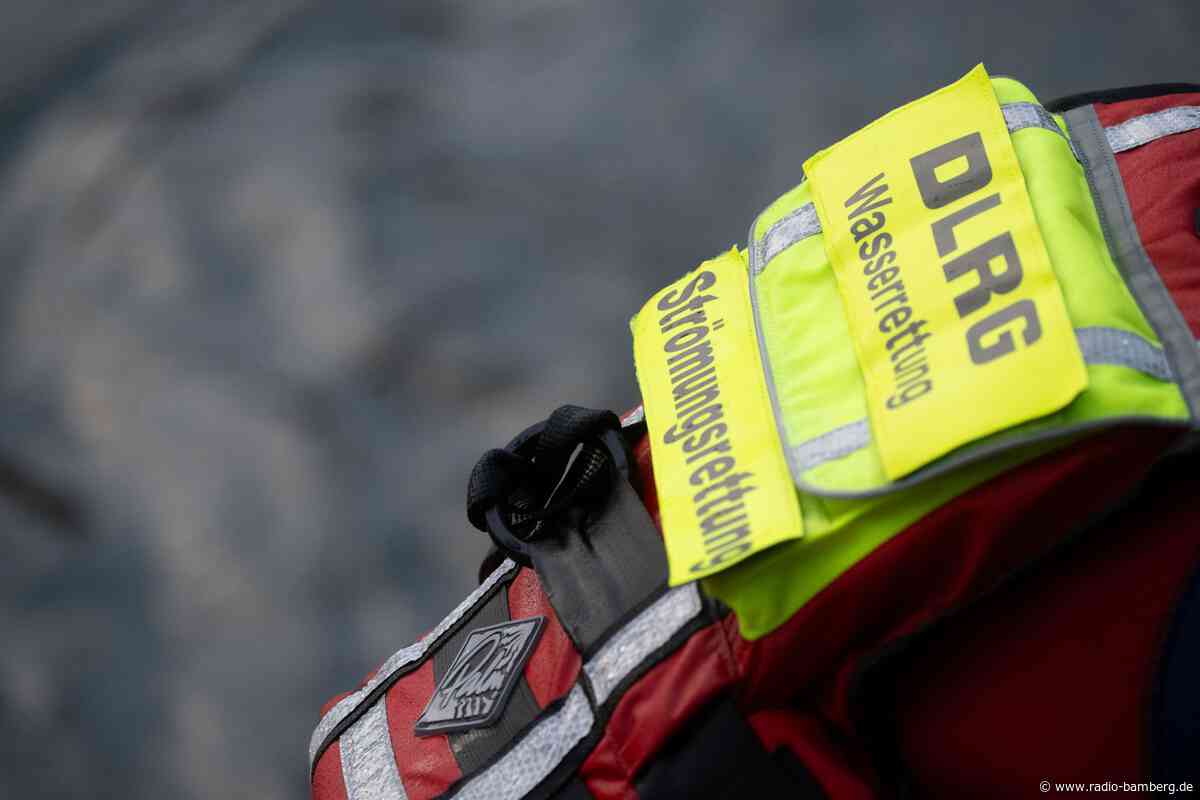 Mann gerät beim Schwimmen in der Isar in Not