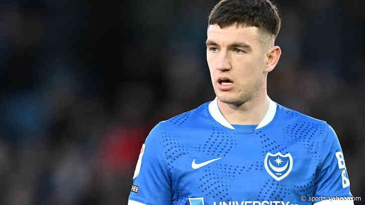 Barnsley sign Portsmouth striker Kirk on loan