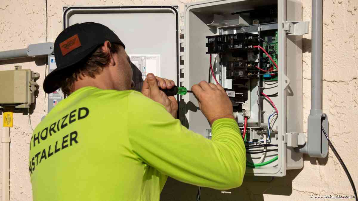 When Should You Call a Licensed Electrician for Home Repairs?