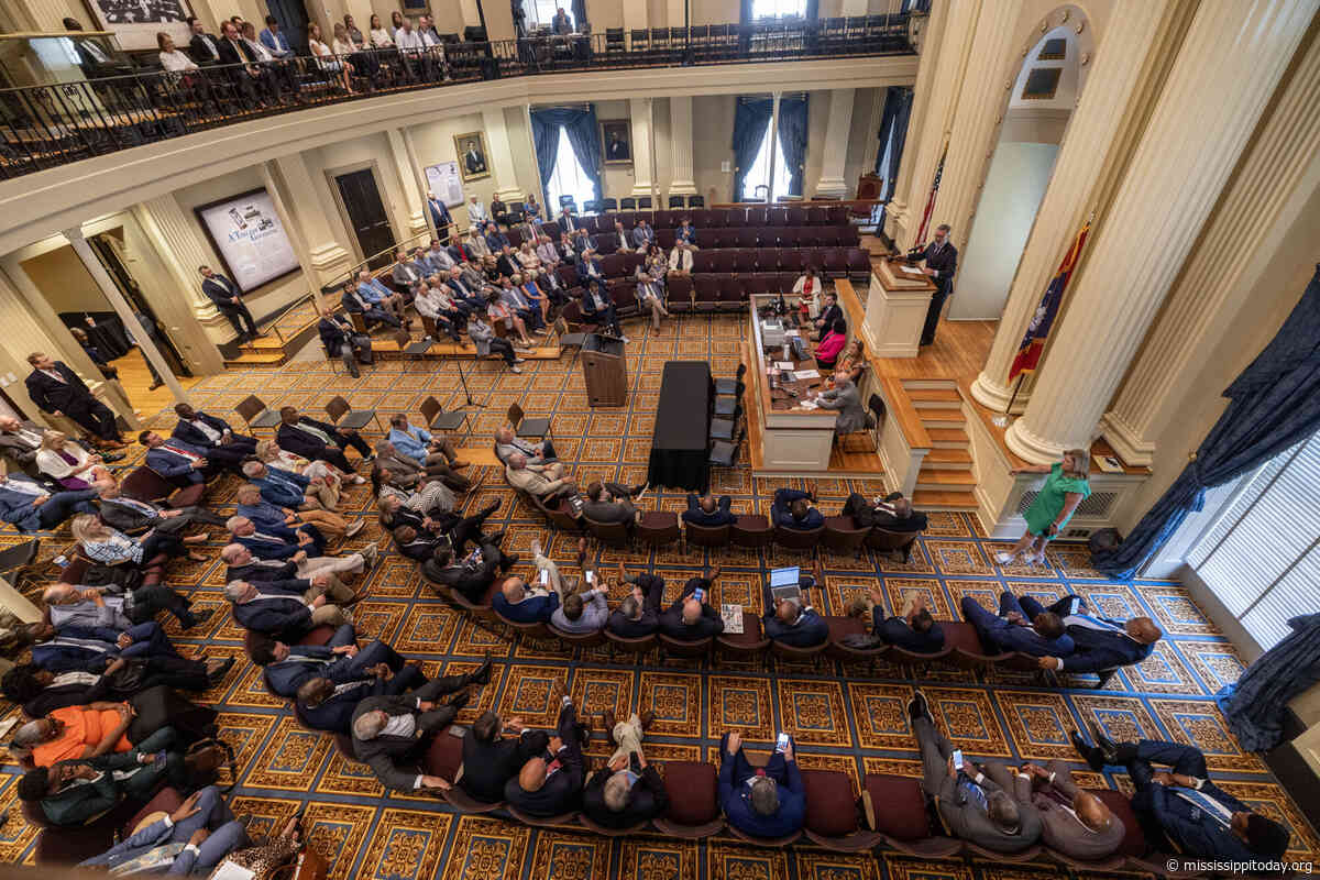 Senate sends youth court overhaul to House after late-night debate in special session