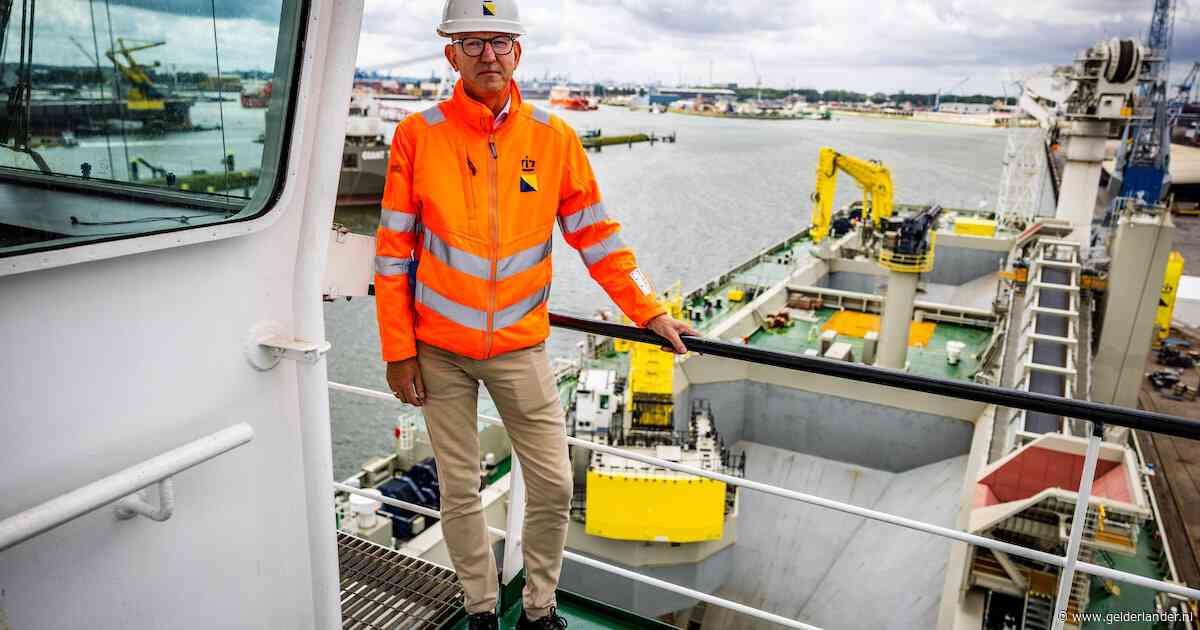 Gigantische valpijp en ruimte voor 45 miljoen kilo stenen: dit megaschip moet sabotage op zee voorkomen