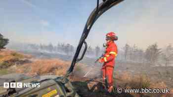 Fire crews tackle large moorland blaze