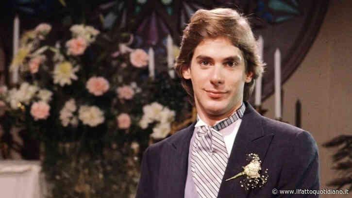 È morto Scott Bryce, il Craig Montgomery della soap “Così gira il mondo” che faceva sospirare l’America. Era malato da tempo di tumore all’esofago e allo stomaco