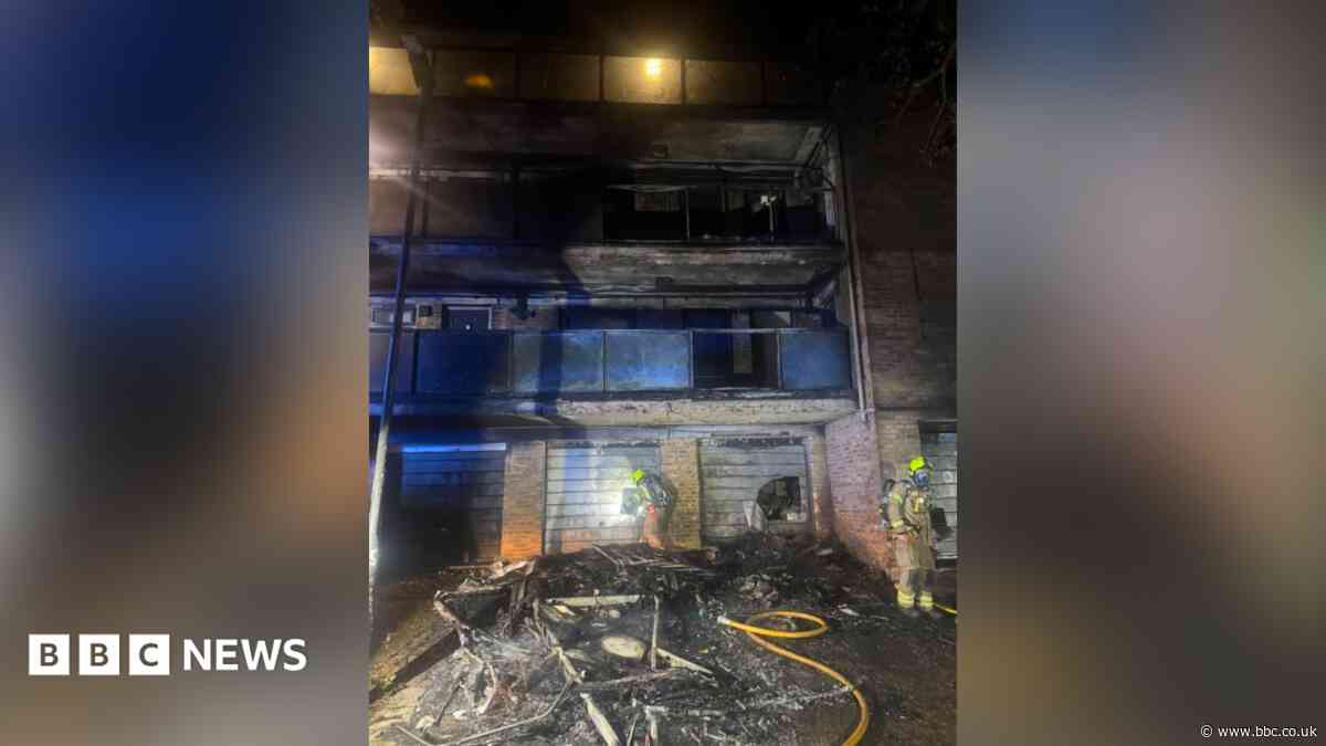 Six people rescued after fire in Plumstead flats