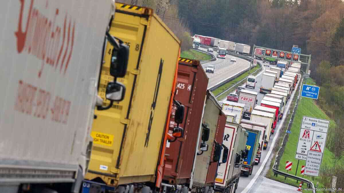 EU kritisiert Tirols Fahrverbote deutlich – doch hilft das der Region bei der Blockabfertigung?