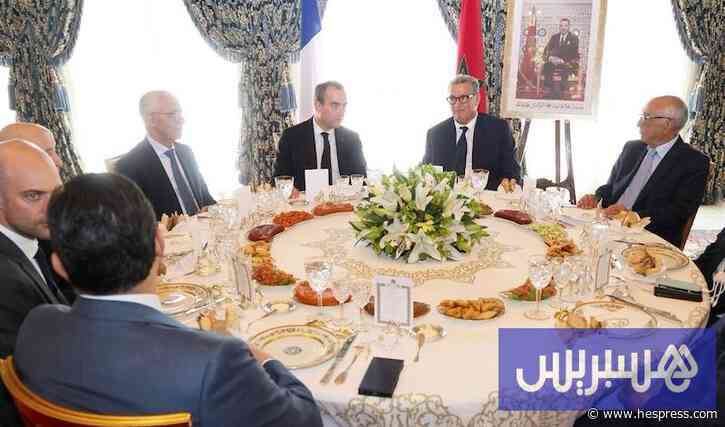 الملك يقيم مأدبة للوزير الأول الفرنسي