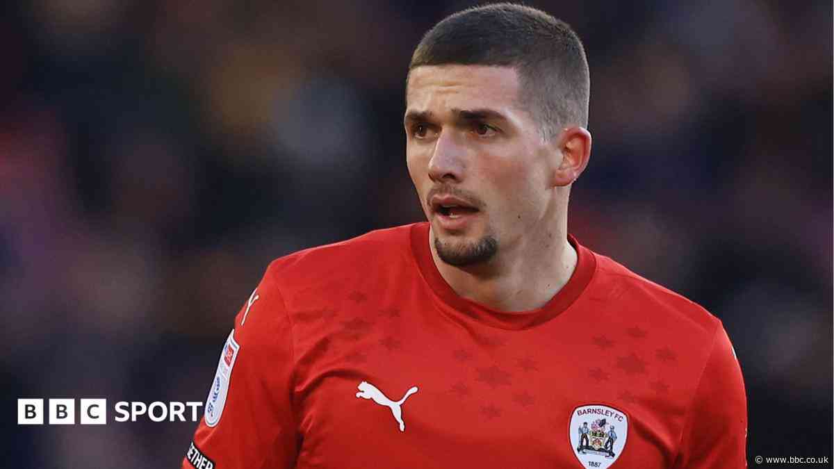 Vale add more firepower with Watters signing