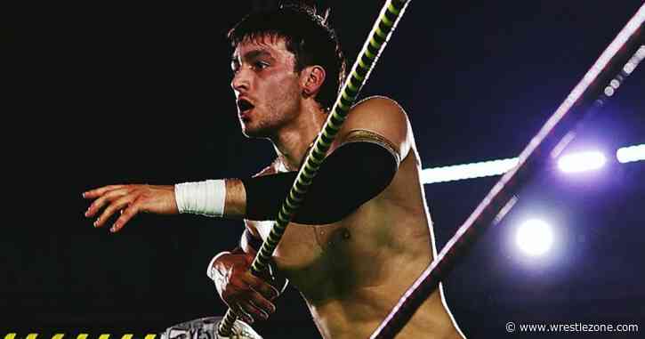 Real Estate Agent Quits Job to Pursue Lucha Libre Wrestling Dream in Mexico