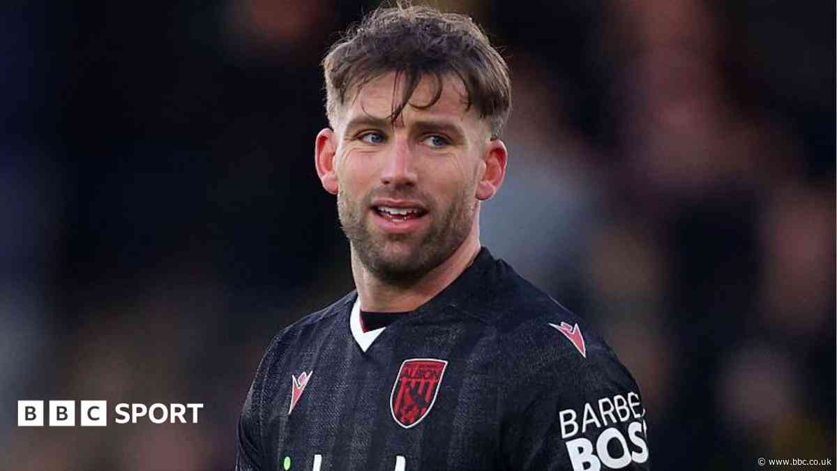 Derby sign Southampton defender Taylor