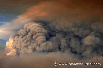 Heavy smoke from wildfires blankets the US Midwest and Northeast