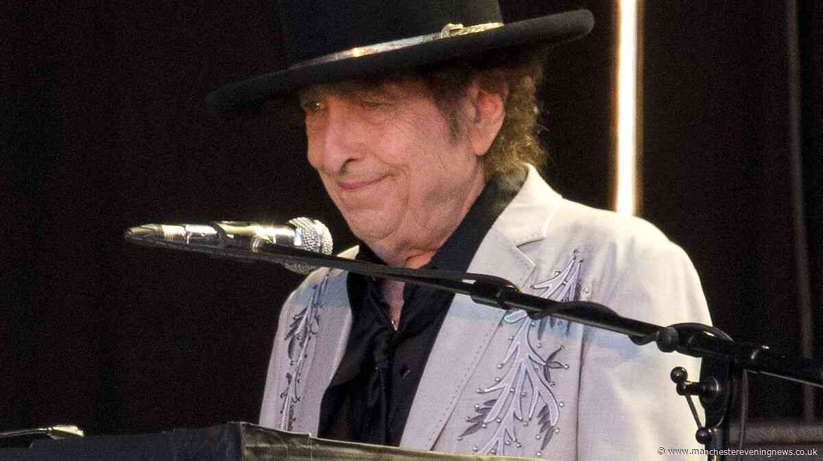 Bob Dylan announces special phones-free UK tour - including two shows in Blackpool