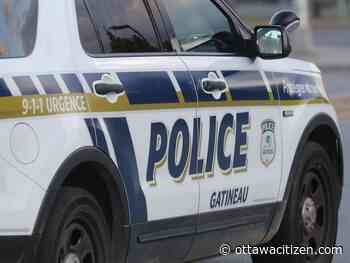Biker charged after pulling 'wheelies' next to Gatineau police cruisers