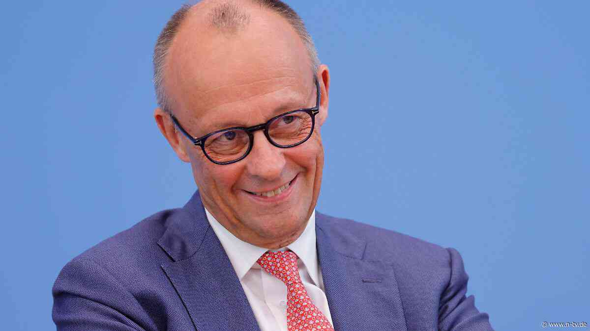 Berlin Tag & Macht: Das rhythmische Klatschen aus dem Kanzleramt erzählt eher von Ohrfeigen