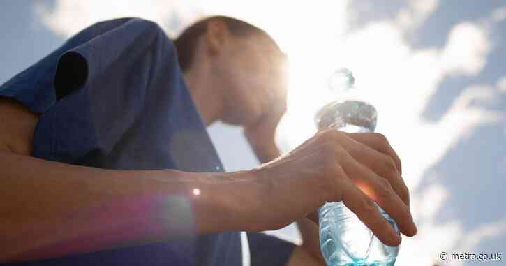 I’m a nurse — these are the key signs of heatwave overhydration