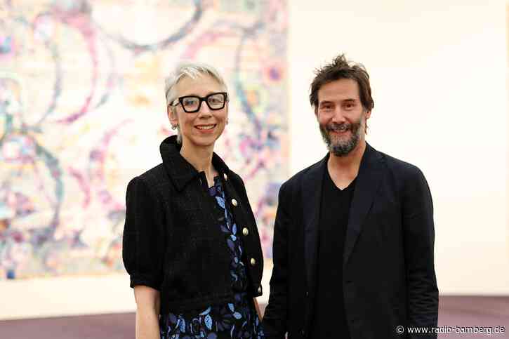 Keanu Reeves bei Ausstellungseröffnung in Nürnberg