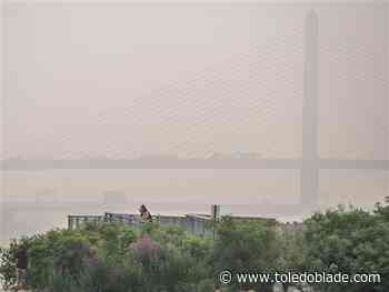 Hazardous air quality prompts closures across Toledo area