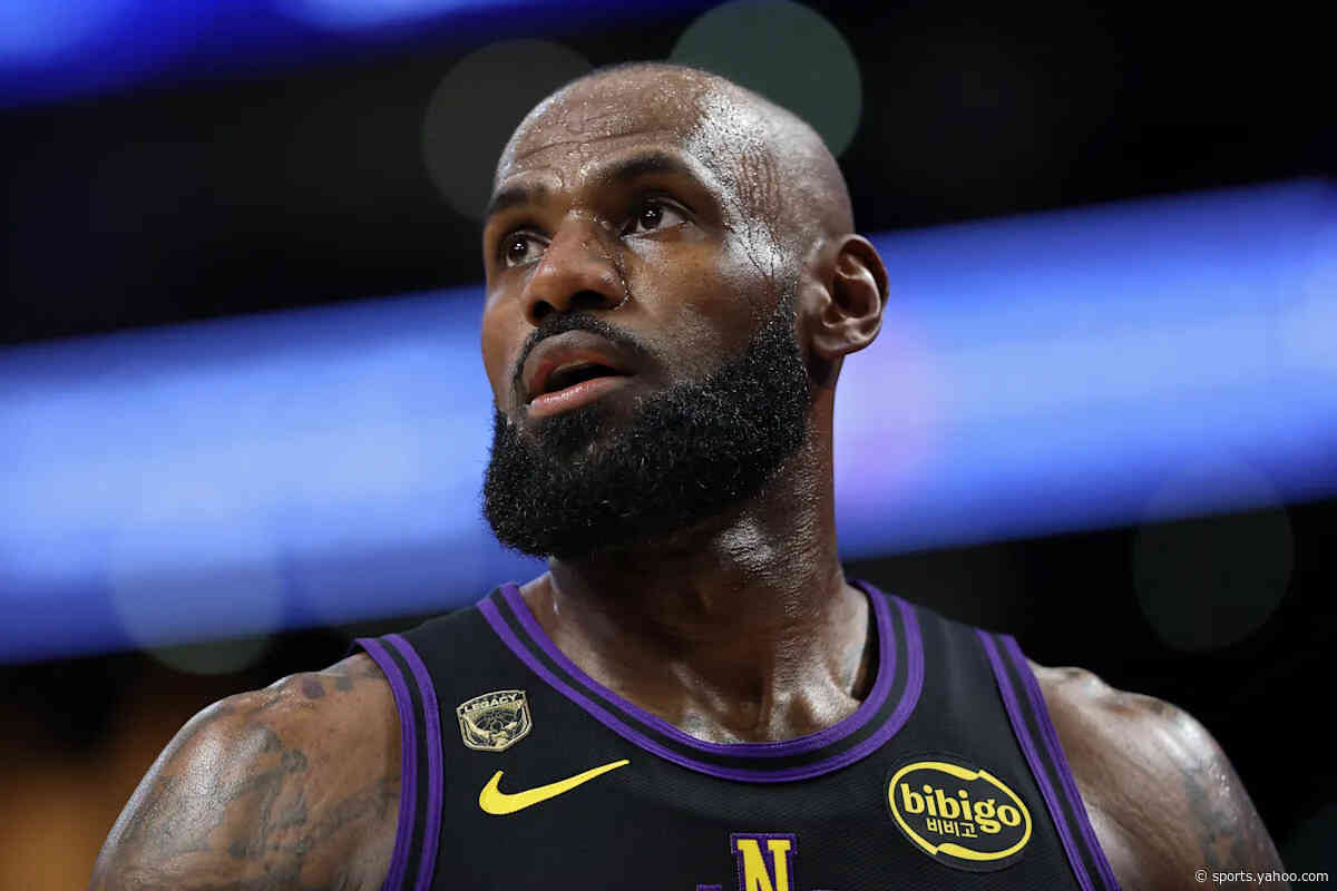 LeBron James mum on free-agency destination after Tyrese Haliburton inquires about decision at Fanatics Fest