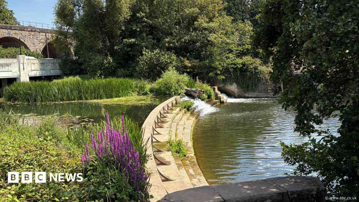 First phase of new park to link towns opens