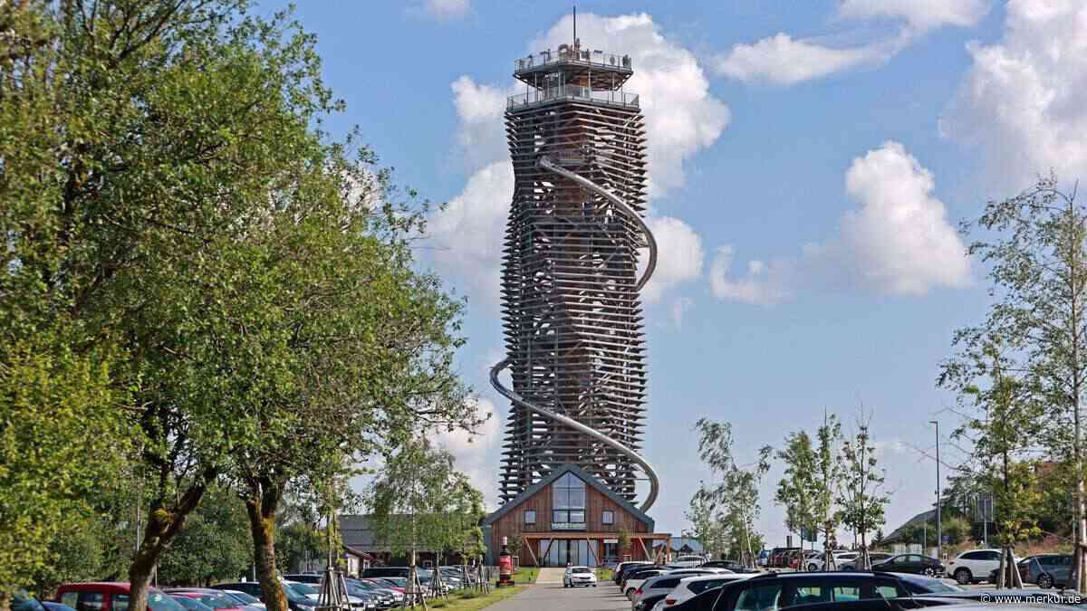 Tragödie im Harz: Drei Menschen sterben bei Sturz von Aussichtsturm – erste Details bekannt