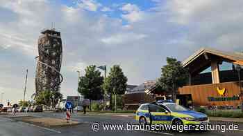 Großeinsatz auf Torfhaus: Drei Menschen sterben bei Sturz aus Harzturm