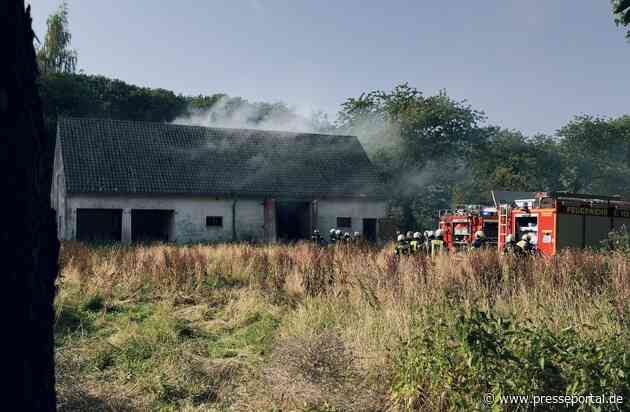 FW Kranenburg: Brand in leerstehender Scheune - Feuerwehr verhindert Ausbreitung