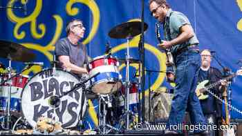 Wildfire Smoke Forces the Black Keys, Creed, and More to Postpone Concerts