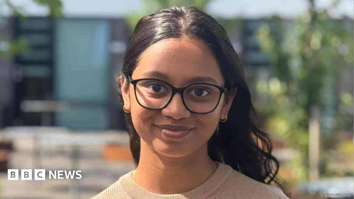 We wish East West Rail was already here, say teens