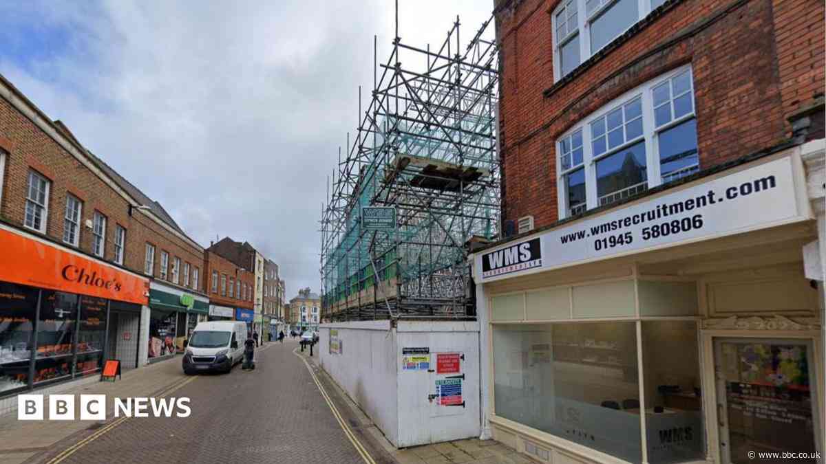 Planning delay an embarrassment says council