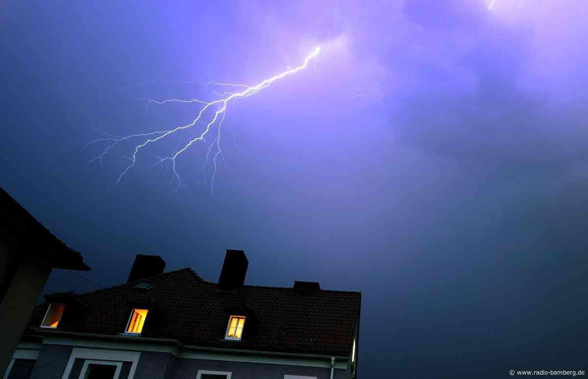 Gewitterstimmung im Freistaat – Starkregen und Hagel möglich