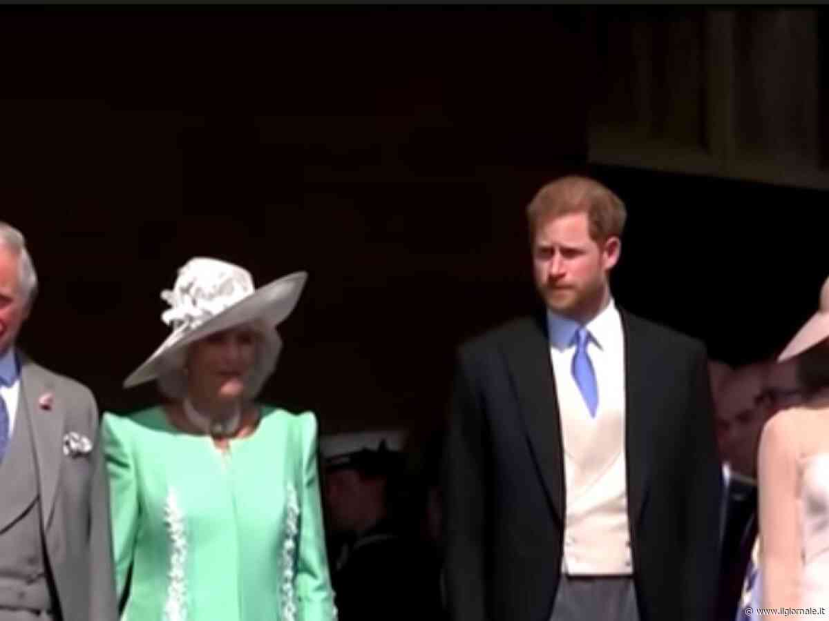 La segretezza, l’assenza di William e Kate, l’avvertimento di Camilla: i retroscena dell’incontro tra i Sussex e Carlo III