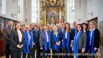 Chor singt in Massenhausen für neue Glocke