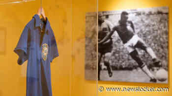 Een van de duurste voetbalshirts ooit van de Braziliaanse legende Pelé geveild