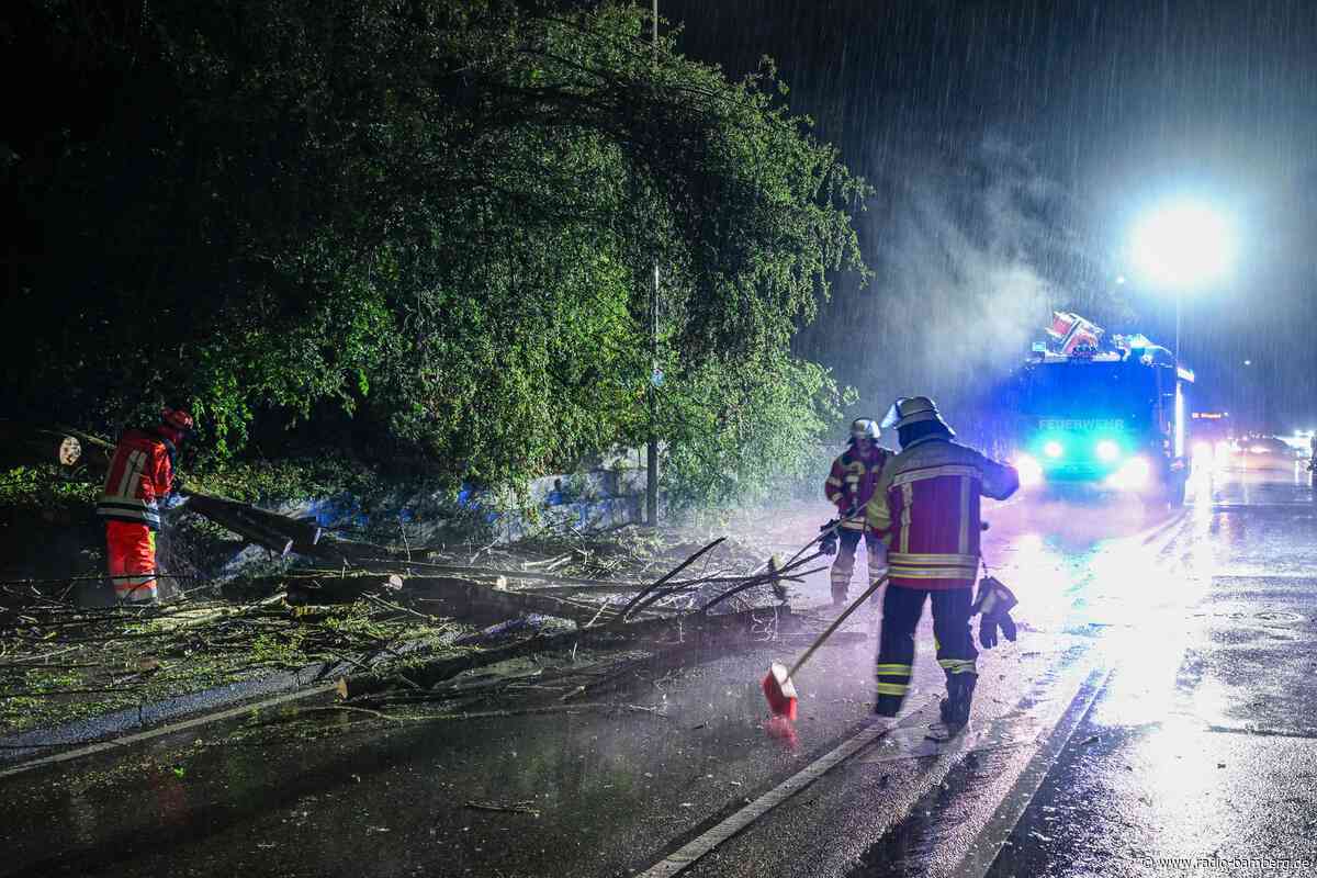 Schwere Unwetter fordern ein Todesopfer und Verletzte