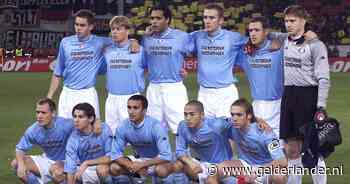 Feyenoord presenteert nieuw uitshirt, verwijzing naar UEFA Cup-seizoen in 2002