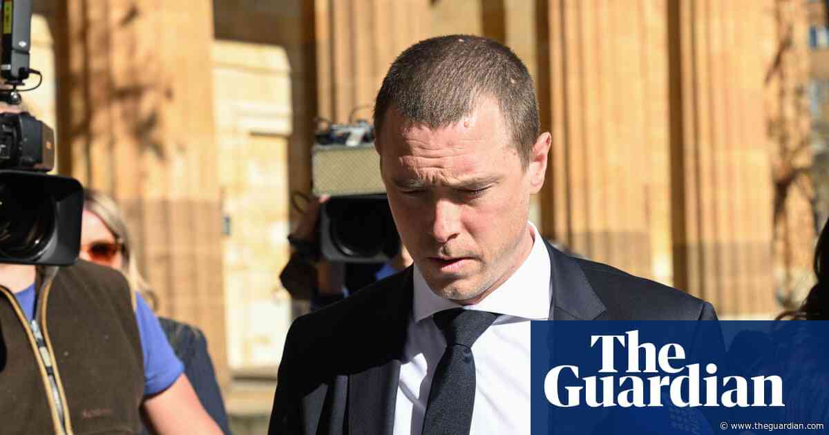 Cyclist Rohan Dennis pleads guilty to driving with suspended licence after crash that killed wife