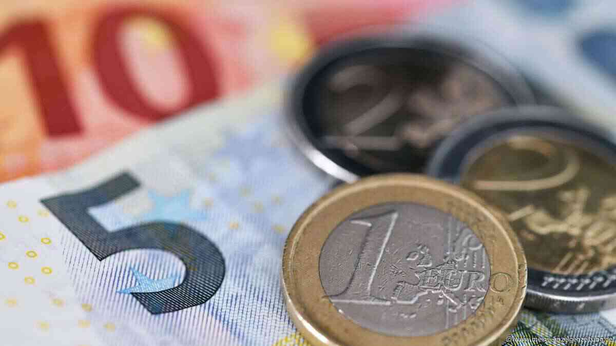 „Habe derzeit 39.000 Euro auf meinem Sparkonto“: Rentner legt trotz Hypothek jeden Monat 500 Euro zurück