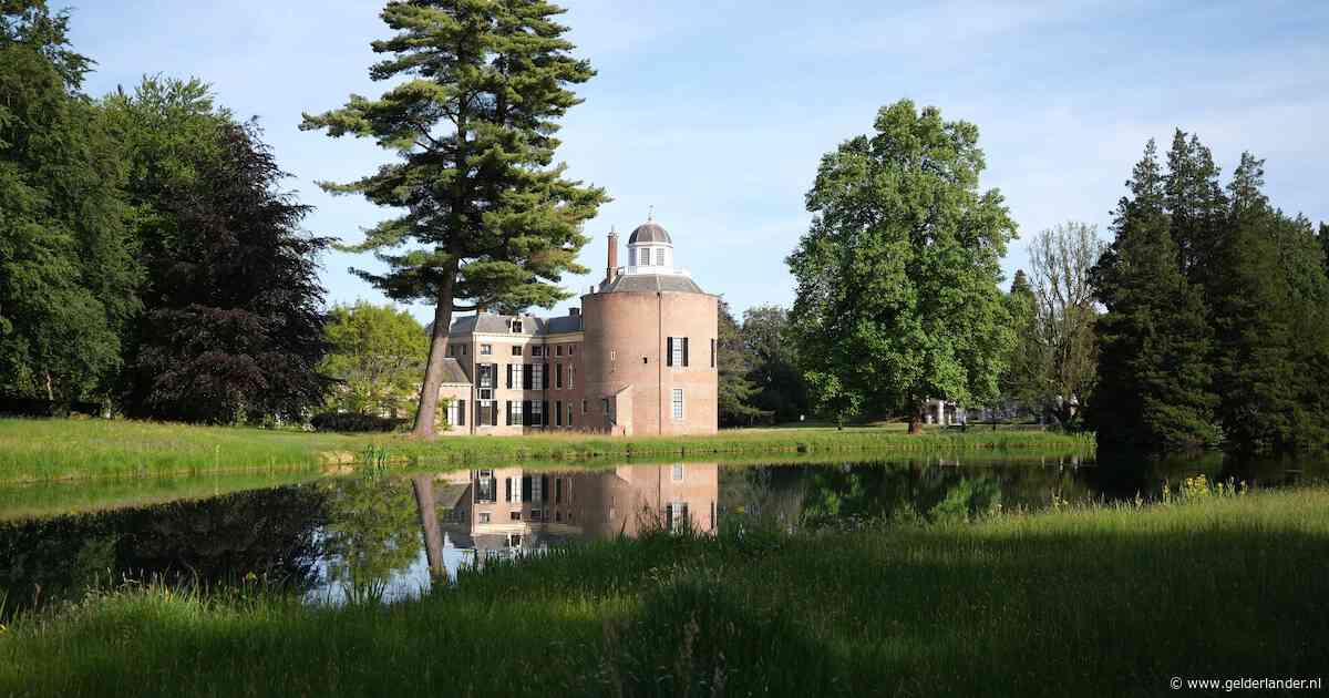 Grand Tour Tuinsieraden toont bloemmotieven in kasteel Rosendael