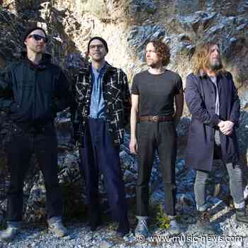Razorlight release unheard demo of Number One hit America