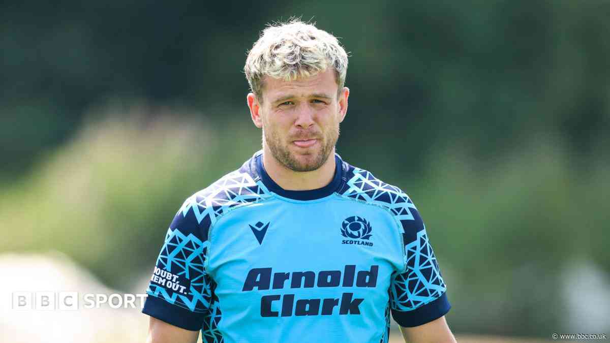 Graham one of 14 Scotland changes for Fiji