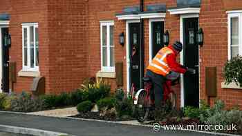 Royal Mail 'wait 10 minutes' rule for millions of UK homes