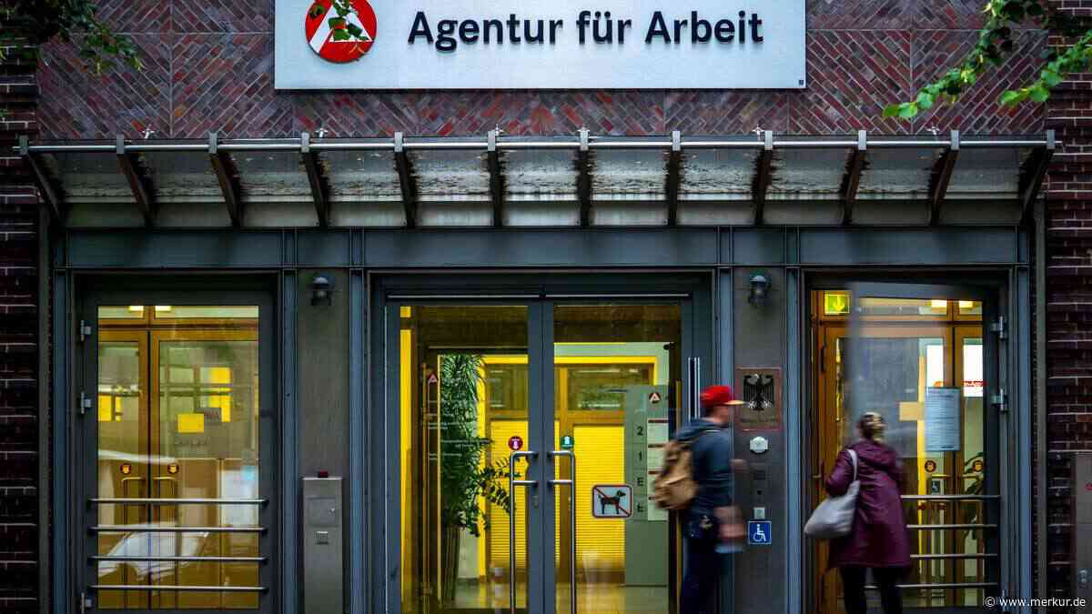Bürgergeld-Betrug: Paar bezieht Sozialleistungen trotz 54.000 Euro TikTok-Einnahmen