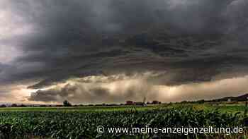 Gewitter erreichen Bayern: Sturmböen, Starkregen und Hagel brechen über Region herein