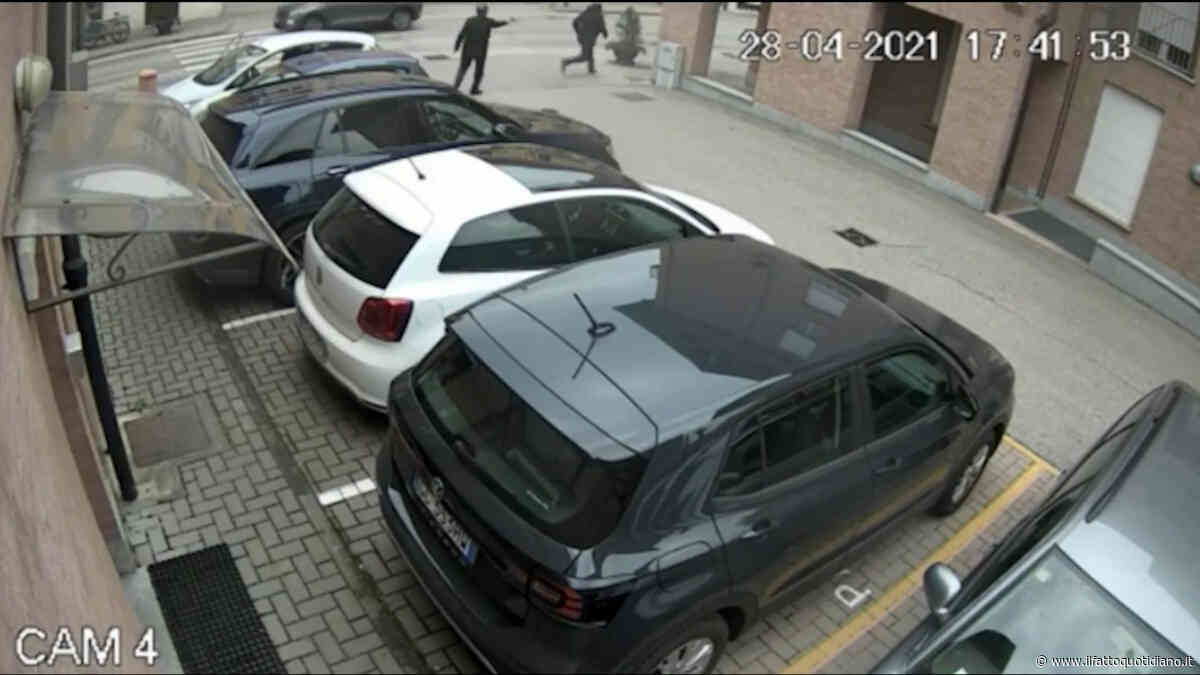 Mario Roggero, il video della sparatoria in cui il gioielliere uccise i due rapinatori inseguendoli fuori dal negozio