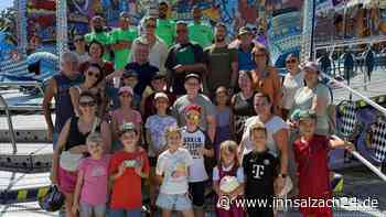 So sieht das Waldkraiburger Volksfest hinter den glitzernden Fassaden aus