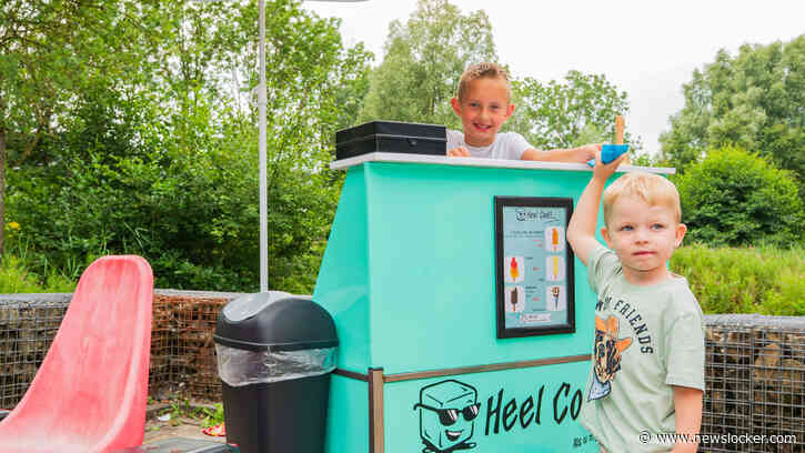 IJsverkoper Damian (8) is hit op internet en zijn vader sloeg zelfs al groot geldbedrag af: ’Dat hadden we nooit verwacht’
