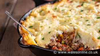 Difference between Cottage Pie and Shepherd's Pie - recipes divided by 100 years