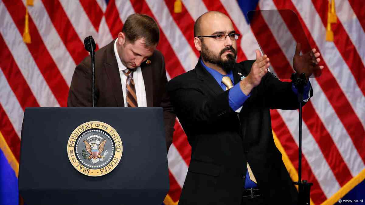 Man die autocue Witte Huis instelt beschuldigd van wedden op toespraak Trump