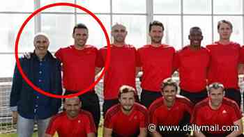 Bulked-up Spain boss Luis de la Fuente set for World Cup final reunion with his 'restless and curious' former pupil Lionel Scaloni - nine years on from mentoring his Argentina rival