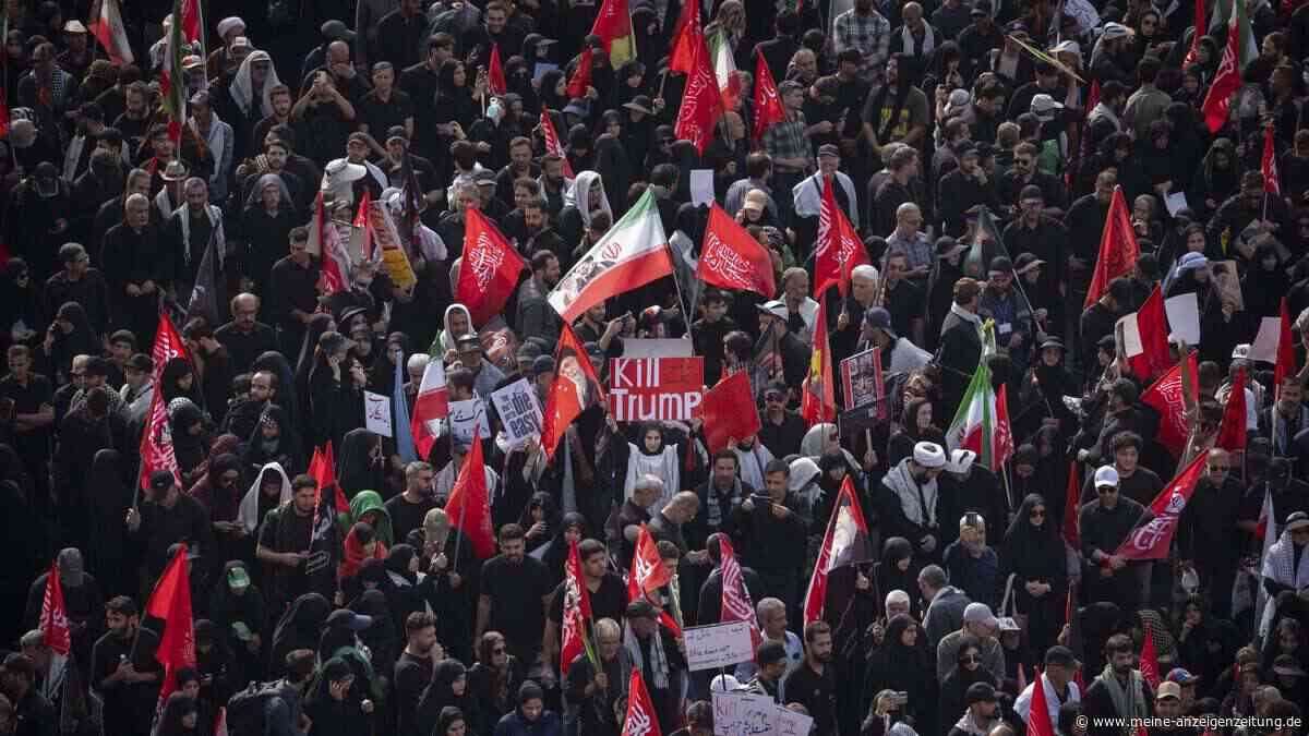 Unheimliche Drohung im Iran-Krieg: Trump-Familie mit Särgen auf Plakatwand gezeigt