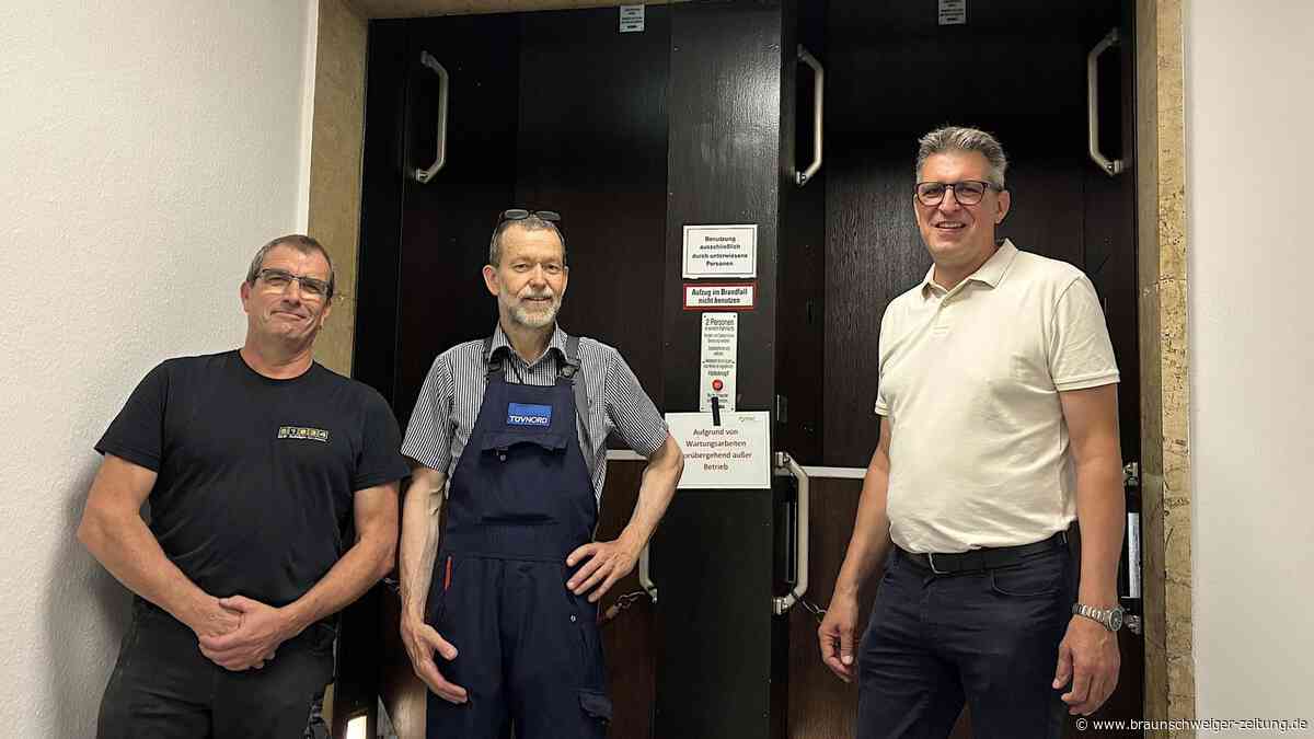 Keine Tür, kein Halt: Salzgitters kultigster Aufzug wird 85